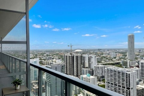 Condominio en alquiler en Miami, Florida, 1 dormitorio, 65.68 m2 № 2153919 - foto 15