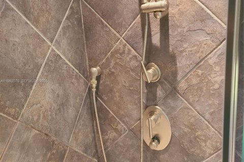 House in Fort Lauderdale, Florida 1 bedroom № 2048689 - photo 20