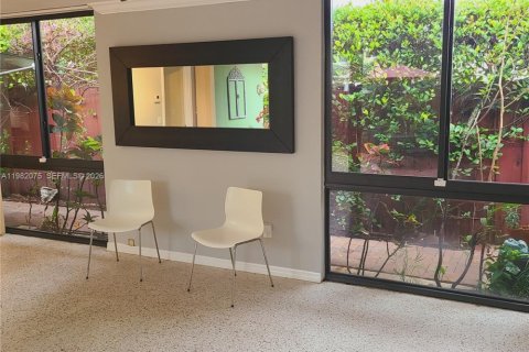 House in Fort Lauderdale, Florida 1 bedroom № 2048689 - photo 9