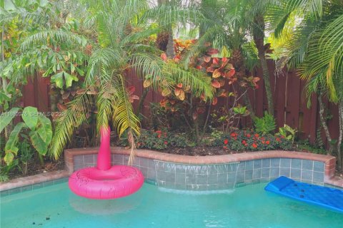 House in Fort Lauderdale, Florida 1 bedroom № 2048689 - photo 25