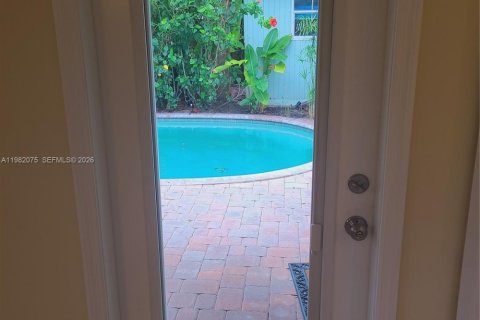 House in Fort Lauderdale, Florida 1 bedroom № 2048689 - photo 17