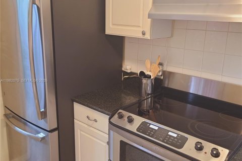 House in Fort Lauderdale, Florida 1 bedroom № 2048689 - photo 13