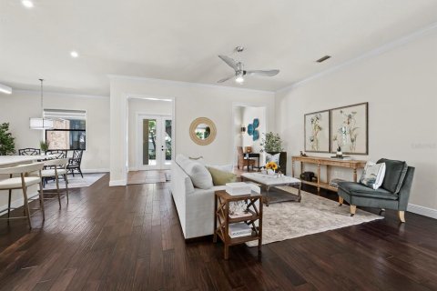 House in Sarasota, Florida 3 bedrooms, 252.14 sq.m. № 1815005 - photo 7
