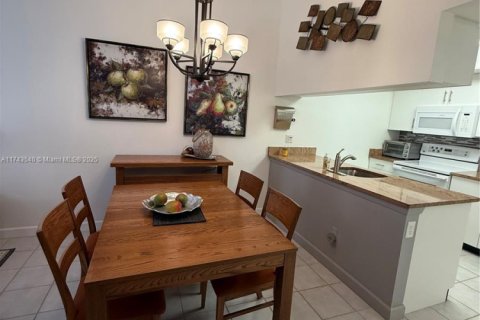 Condominio en venta en Hypoluxo, Florida, 2 dormitorios, 71.35 m2 № 1710312 - foto 25