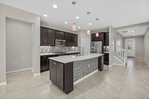 Casa en venta en Bradenton, Florida, 5 dormitorios, 286.88 m2 № 1597298 - foto 10