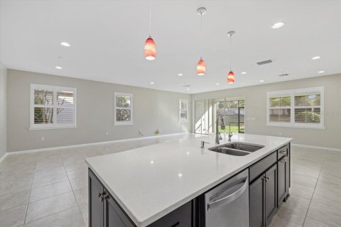 Casa en venta en Bradenton, Florida, 5 dormitorios, 286.88 m2 № 1597298 - foto 8