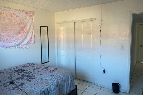 Townhouse in Homestead, Florida 3 bedrooms, 105.91 sq.m. № 2026754 - photo 11