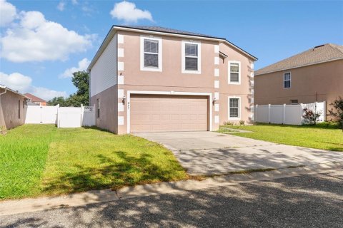 Casa en Davenport, Florida 4 dormitorios, 259.38 m2 № 2234136