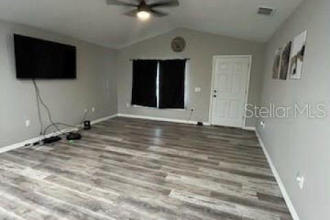 Villa ou maison à louer à Winter Haven, Floride: 3 chambres, 129.13 m2 № 2118802 - photo 4