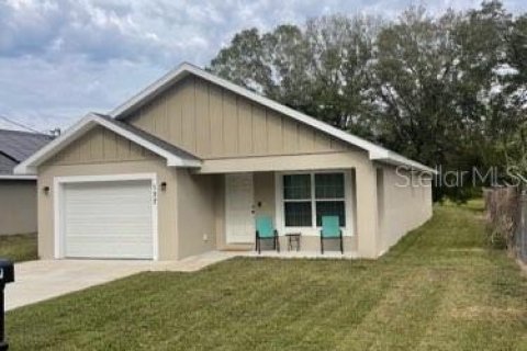 Villa ou maison à louer à Winter Haven, Floride: 3 chambres, 129.13 m2 № 2118802 - photo 2