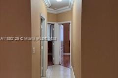 Copropriété à louer à Hialeah, Floride: 3 chambres, 123.56 m2 № 1877748 - photo 18