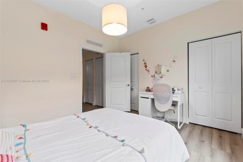 Copropriété à vendre à Doral, Floride: 3 chambres, 123.93 m2 № 1770679 - photo 19