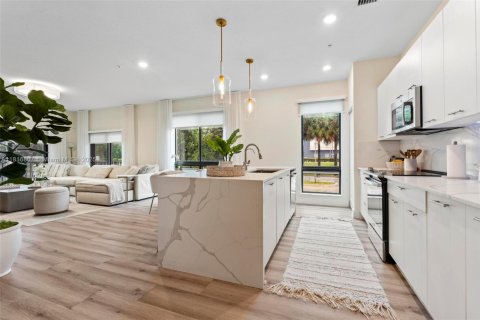 Copropriété à vendre à Doral, Floride: 3 chambres, 123.93 m2 № 1770679 - photo 4