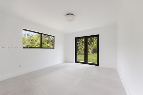 House in Palmetto Bay, Florida 4 bedrooms, 255.02 sq.m. № 1828690 - photo 23