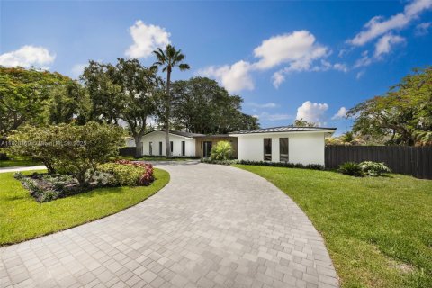 House in Palmetto Bay, Florida 4 bedrooms, 255.02 sq.m. № 1828690 - photo 30