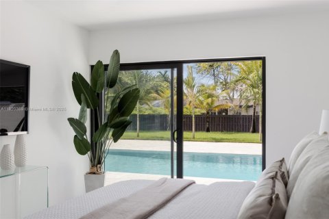House in Palmetto Bay, Florida 4 bedrooms, 255.02 sq.m. № 1828690 - photo 15