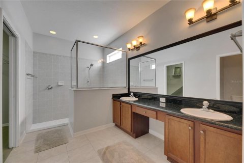 Casa en venta en Land O' Lakes, Florida, 4 dormitorios, 237.46 m2 № 1626168 - foto 9