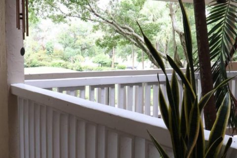 Condo in Lauderhill, Florida, 2 bedrooms  № 2172913 - photo 2