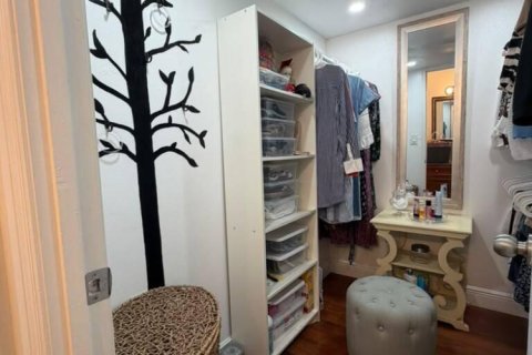 Condo in Lauderhill, Florida, 2 bedrooms  № 2172913 - photo 17