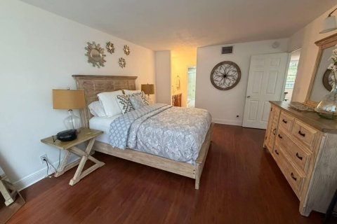 Condo in Lauderhill, Florida, 2 bedrooms  № 2172913 - photo 20