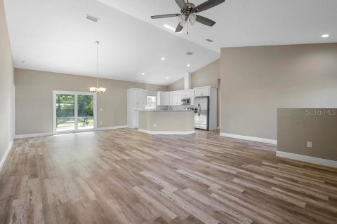 House in Ocala, Florida 4 bedrooms, 180.97 sq.m. № 1723475 - photo 3