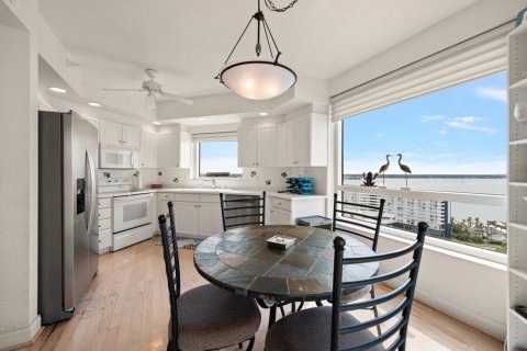 Condo in Clearwater, Florida, 3 bedrooms  № 2396312 - photo 24