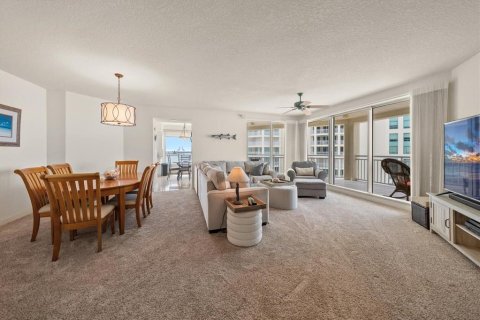 Condo in Clearwater, Florida, 3 bedrooms  № 2396312 - photo 26