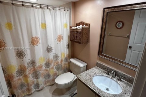 Купить таунхаус в Хоб-Саунд, Флорида 2 спальни, 128.58м2, № 2031980 - фото 14