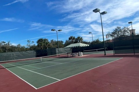 Купить таунхаус в Хоб-Саунд, Флорида 2 спальни, 128.58м2, № 2031980 - фото 29