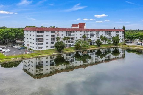 Купить кондоминиум в Лодерхилл, Флорида 1 спальня, 86.21м2, № 1981969 - фото 2