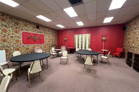 Купить кондоминиум в Лодерхилл, Флорида 1 спальня, 86.21м2, № 1981969 - фото 14