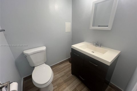 Купить кондоминиум в Лодерхилл, Флорида 1 спальня, 86.21м2, № 1981969 - фото 21