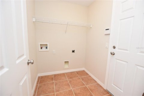 Villa ou maison à louer à Lakeland, Floride: 3 chambres, 160.16 m2 № 2389018 - photo 26