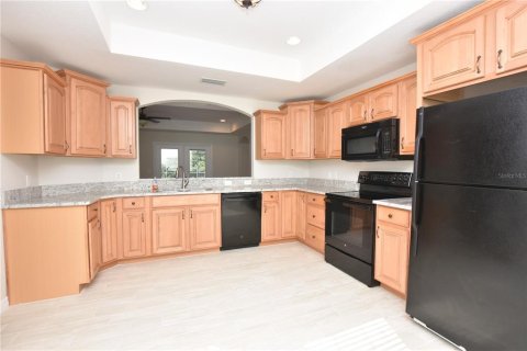 Villa ou maison à louer à Lakeland, Floride: 3 chambres, 160.16 m2 № 2389018 - photo 3