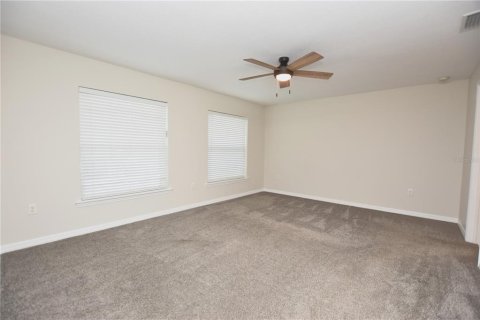 Villa ou maison à louer à Lakeland, Floride: 3 chambres, 160.16 m2 № 2389018 - photo 16