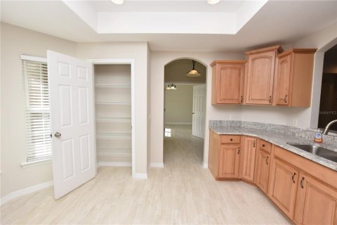 Villa ou maison à louer à Lakeland, Floride: 3 chambres, 160.16 m2 № 2389018 - photo 4