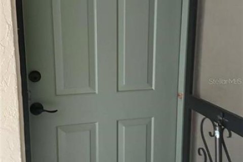 Copropriété à louer à Port Charlotte, Floride: 1 chambre, 64.01 m2 № 2213607 - photo 3