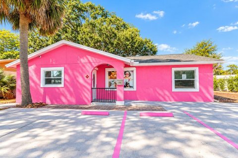 Immobilier commercial à Winter Springs, Floride 146.79 m2 № 2430439