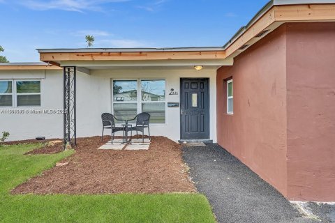 Купить виллу или дом в Холливуд, Флорида 4 спальни, 156.54м2, № 1956073 - фото 2