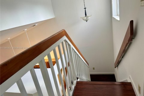 Copropriété à vendre à Miami, Floride: 2 chambres, 121.89 m2 № 2063133 - photo 27