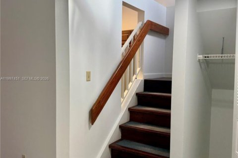 Copropriété à vendre à Miami, Floride: 2 chambres, 121.89 m2 № 2063133 - photo 13