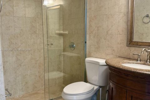 Copropriété à vendre à Miami, Floride: 2 chambres, 121.89 m2 № 2063133 - photo 12