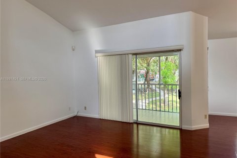 Copropriété à vendre à Miami, Floride: 2 chambres, 121.89 m2 № 2063133 - photo 8