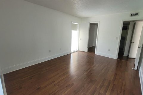 Copropriété à vendre à Tampa, Floride: 1 chambre, 65.96 m2 № 1880563 - photo 15