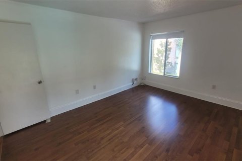Copropriété à vendre à Tampa, Floride: 1 chambre, 65.96 m2 № 1880563 - photo 11