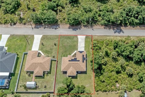 House in North Port, Florida 3 bedrooms, 132.57 sq.m. № 2155898 - photo 26