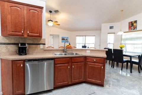 Casa en venta en Ocala, Florida, 3 dormitorios, 203.55 m2 № 2101457 - foto 26