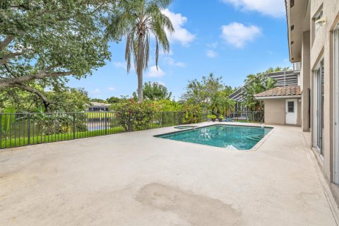 House in Coral Springs, Florida 5 bedrooms, 293.2 sq.m. № 2191029 - photo 30