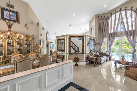 House in Coral Springs, Florida 5 bedrooms, 293.2 sq.m. № 2191029 - photo 12