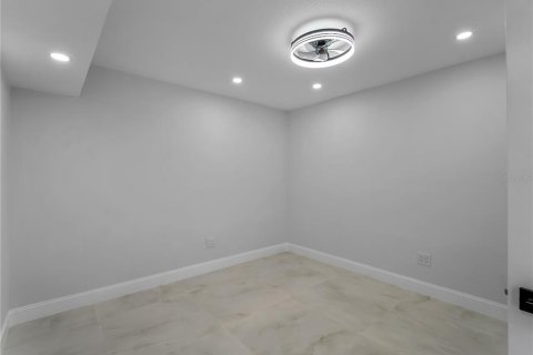 Villa ou maison à vendre à Port Charlotte, Floride: 4 chambres, 145.21 m2 № 2202632 - photo 30